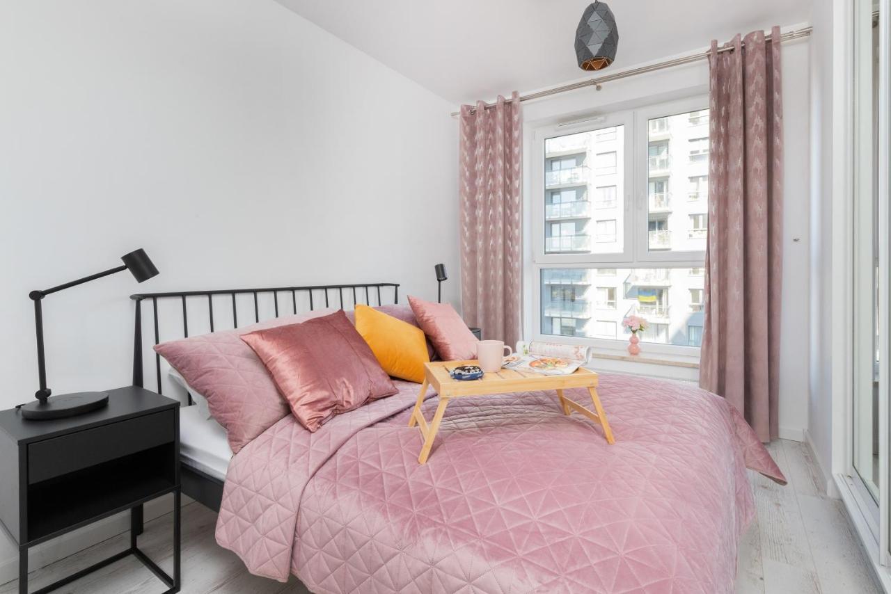 Old Town Bastion Walowa Apartments By Noclegi Renters Gdansk Bagian luar foto